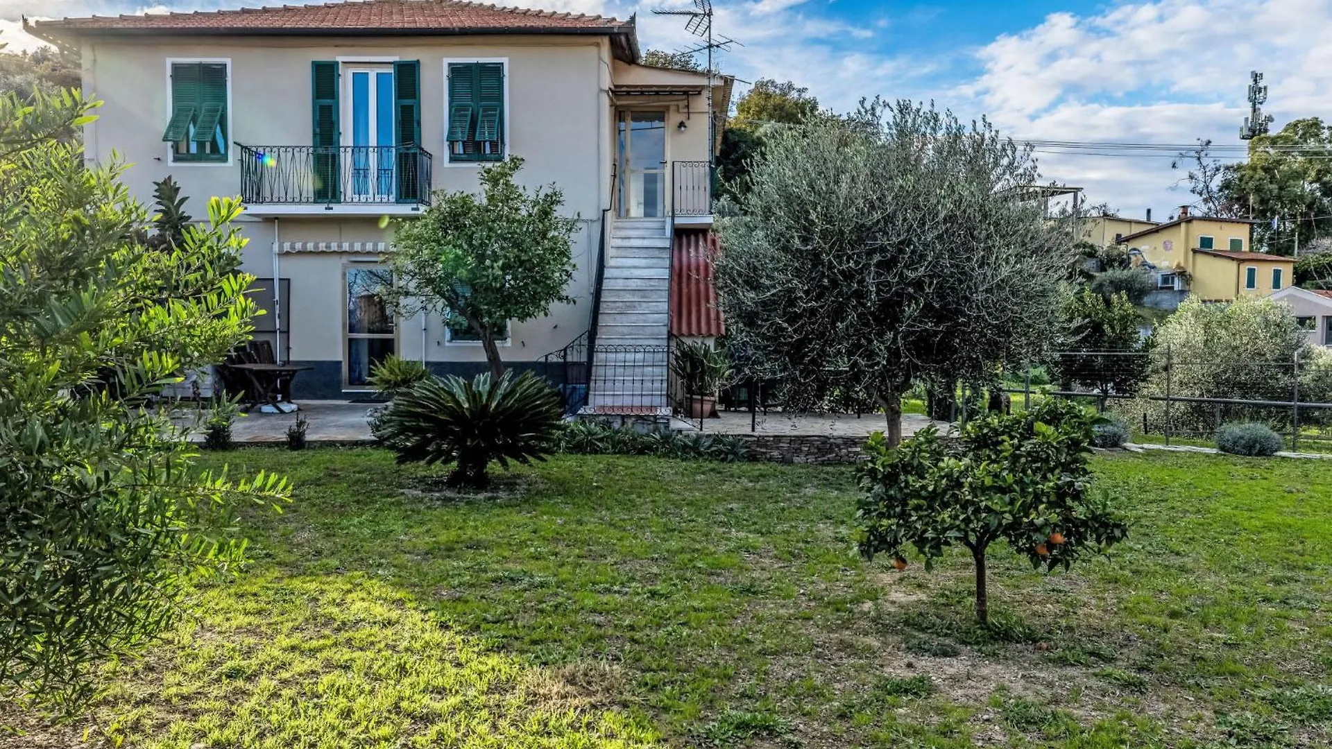 Apartment Alessandro By Interhome Imperia 0*,
