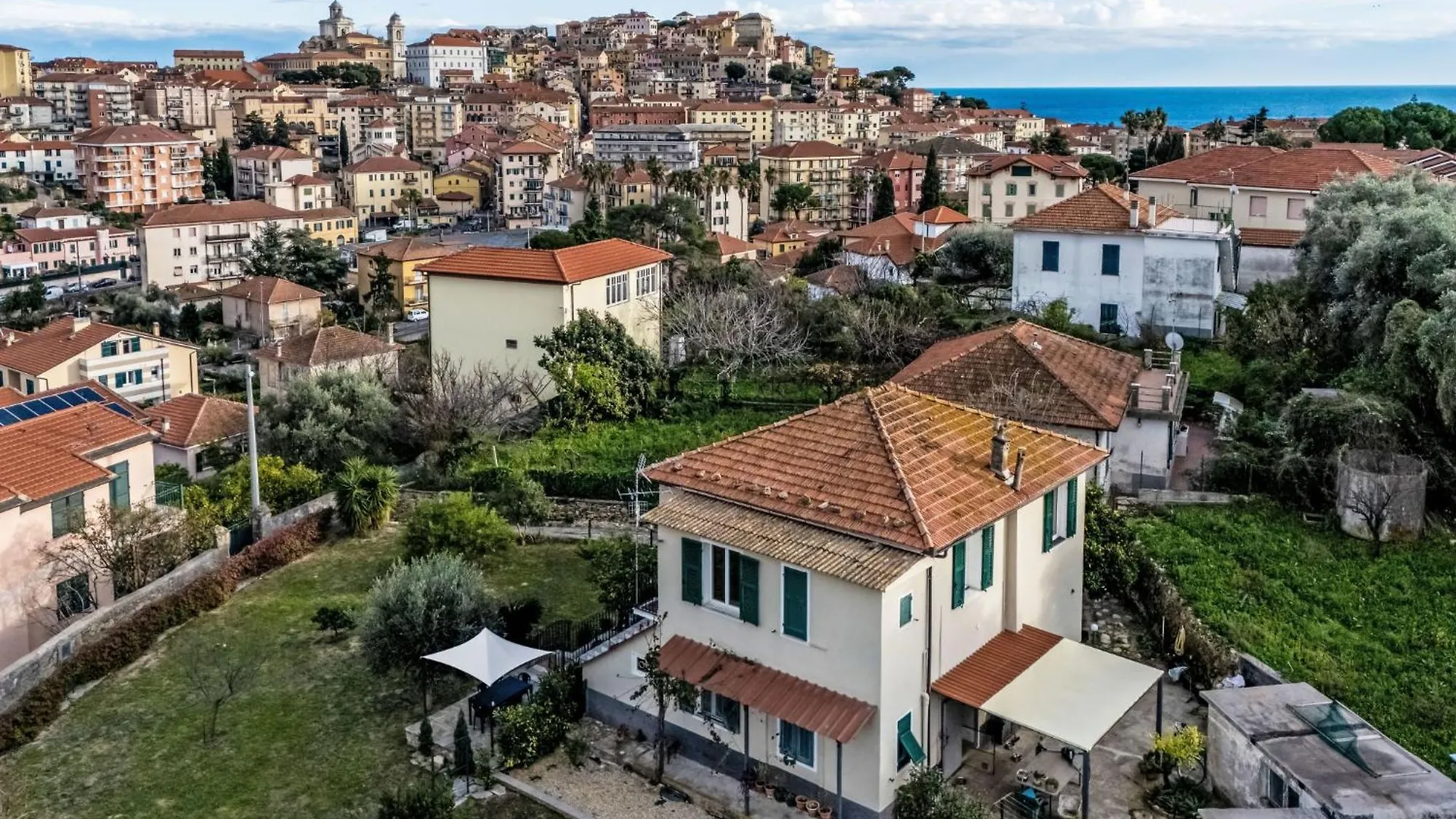 Apartment Alessandro By Interhome contacts